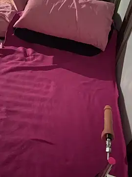 Snapshot of LunaKissing chatting on 03-04-26, 01:28 LunaKissing online show from 03-04-26, 01:28