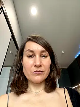 AliceLili online show from 10-26-25, 09:59