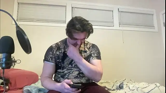 Snapshot of andrenoma427 chatting on 02-11-26, 04:06 andrenoma427 online show from 02-11-26, 04:06