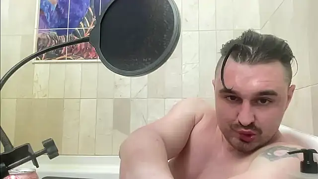 Snapshot of andrenoma427 chatting on 02-12-26, 01:55 andrenoma427 online show from 02-12-26, 01:55