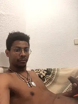 Albert Madrid online show from 11-29-25, 08:28