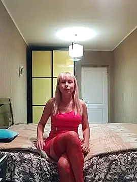 SelinaLovqx online show from 10-25-25, 04:46