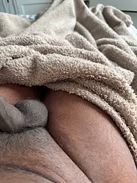 Snapshot of blacksamii2 chatting on 02-13-26, 10:11 blacksamii2 online show from 02-13-26, 10:11