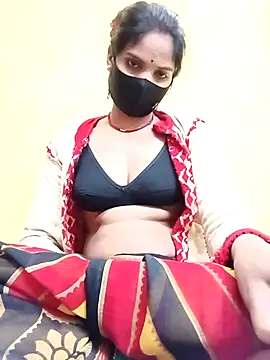 Snapshot of Shreya-750 chatting on 11-21-25, 04:27 Shreya-750 online show from 11-21-25, 04:27