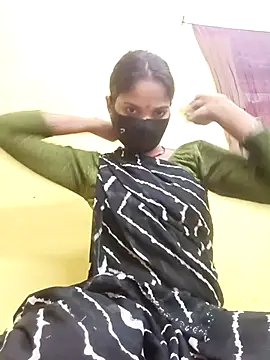 Snapshot of Shreya-750 chatting on 11-26-25, 08:48 Shreya-750 online show from 11-26-25, 08:48