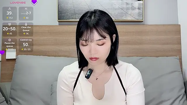 Snapshot of upoo7lt chatting on 11-17-25, 06:30 upoo7lt online show from 11-17-25, 06:30