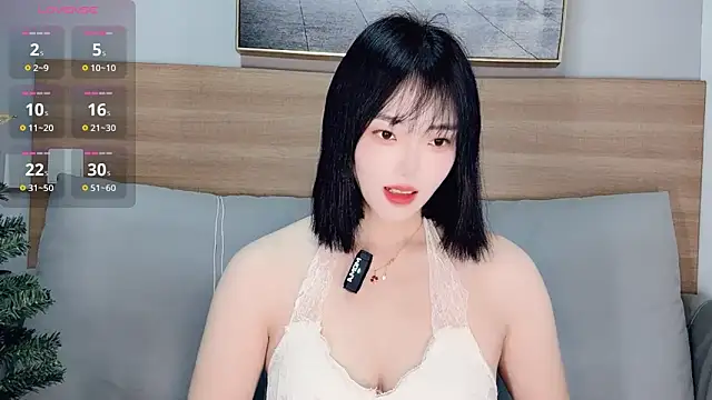 Snapshot of upoo7lt chatting on 12-04-25, 02:10 upoo7lt online show from 12-04-25, 02:10