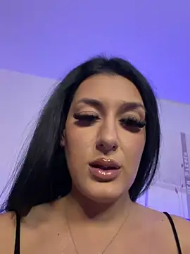 claraseloura online show from 11-29-25, 08:23