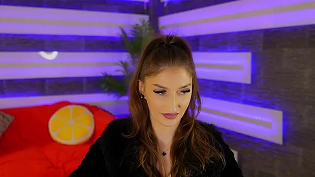 Snapshot of SexyCelline chatting on 11-29-25, 05:32 SexyCelline online show from 11-29-25, 05:32