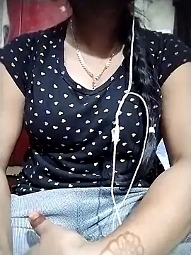 Snapshot of Ezabelljohn chatting on 12-01-25, 08:08 Ezabelljohn online show from 12-01-25, 08:08