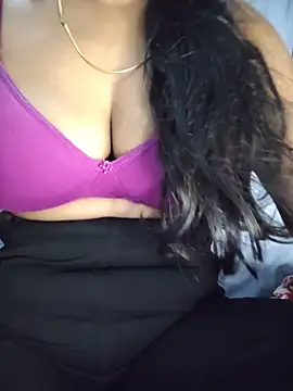 Ezabelljohn online show from 05-16-26, 12:07