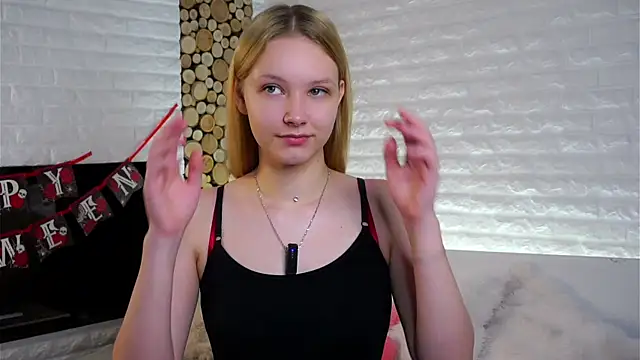 ElissaGlod online show from 10-30-25, 11:33