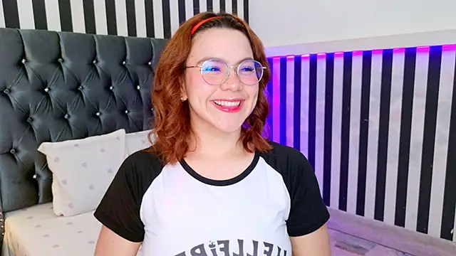 sussiestrawberry online show from 10-29-25, 10:06