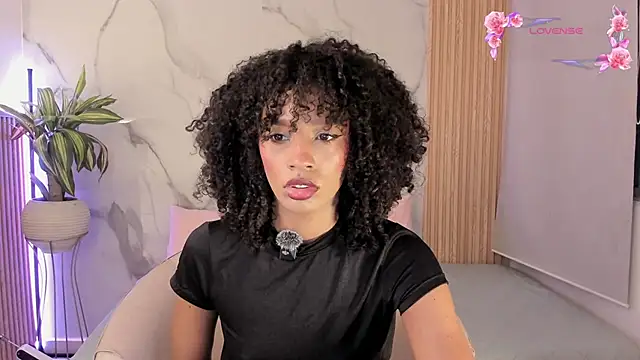 Snapshot of Fyre_divine chatting on 05-15-26, 10:33 Fyre divine online show from 05-15-26, 10:33