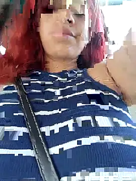 Lunatemptress4 online show from 12-17-25, 04:02