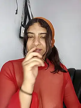 Lunatemptress4 online show from 03-31-26, 12:27