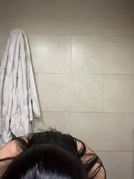 Lia  white online show from 11-02-25, 08:33