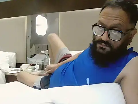 Snapshot of jimforsex1982 chatting on 03-11-26, 05:52 jimforsex1982 online show from 03-11-26, 05:52