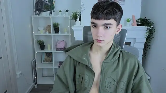 YamiTwink online show from 11-30-25, 08:35