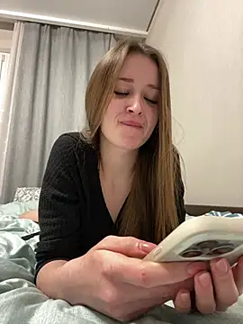 Snapshot of Angel_hotyy chatting on 02-08-26, 08:01 Angel hotyy online show from 02-08-26, 08:01