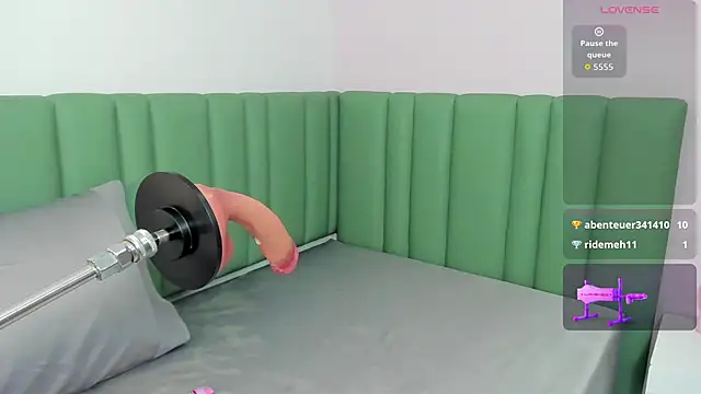 eimy mason online show from 11-29-25, 08:12