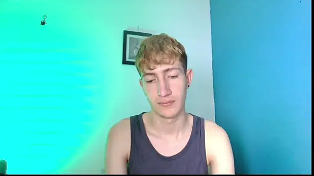 Snapshot of Erick_Taylor3 chatting on 04-25-26, 07:00 Erick Taylor3 online show from 04-25-26, 07:00