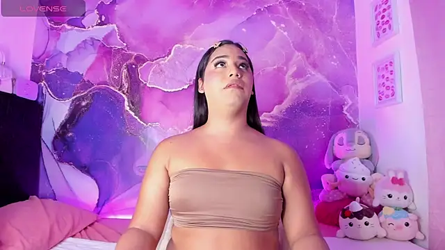 Snapshot of mishelbubble chatting on 03-06-26, 03:14 mishelbubble online show from 03-06-26, 03:14