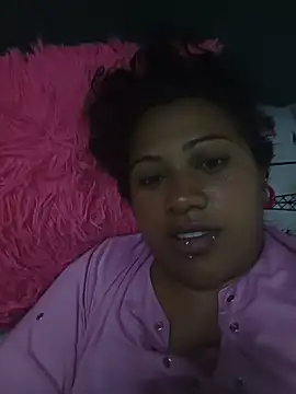 Snapshot of marimar_24 chatting on 11-03-25, 05:03 marimar 24 online show from 11-03-25, 05:03