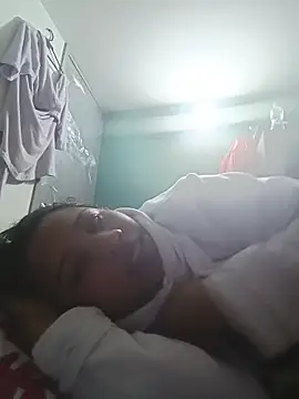 Snapshot of marimar_24 chatting on 11-20-25, 04:45 marimar 24 online show from 11-20-25, 04:45