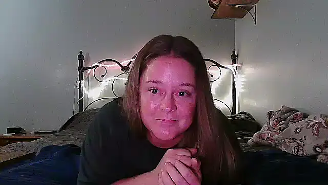 Artgirlie31 online show from 10-25-25, 03:58