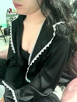 Snapshot of May2k2 chatting on 01-10-26, 03:19 May2k2 online show from 01-10-26, 03:19