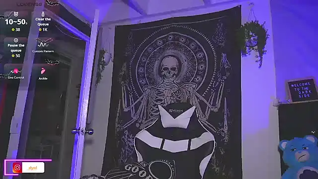 Dalia Vorhees online show from 12-05-25, 01:25