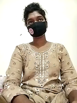 Snapshot of Tushi-10 chatting on 06-07-26, 11:19 Tushi-10 online show from 06-07-26, 11:19