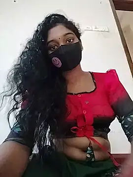 Snapshot of Tushi-10 chatting on 06-24-26, 05:06 Tushi-10 online show from 06-24-26, 05:06