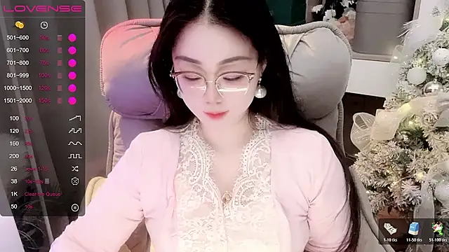 Snapshot of Monica-666888- chatting on 11-06-25, 05:52 Monica-666888- online show from 11-06-25, 05:52