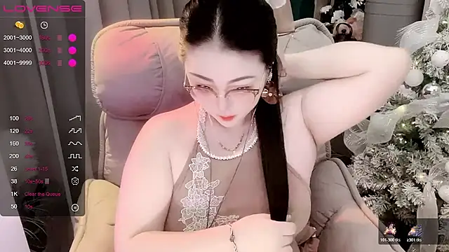 Snapshot of Monica-666888- chatting on 11-10-25, 07:02 Monica-666888- online show from 11-10-25, 07:02