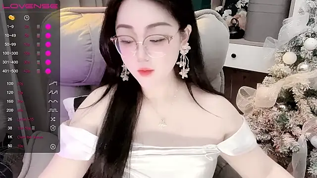 Snapshot of Monica-666888- chatting on 11-14-25, 06:06 Monica-666888- online show from 11-14-25, 06:06