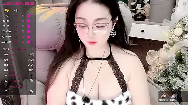 Snapshot of Monica-666888- chatting on 11-19-25, 07:25 Monica-666888- online show from 11-19-25, 07:25