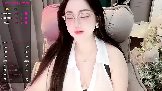 Snapshot of Monica-666888- chatting on 11-26-25, 05:25 Monica-666888- online show from 11-26-25, 05:25