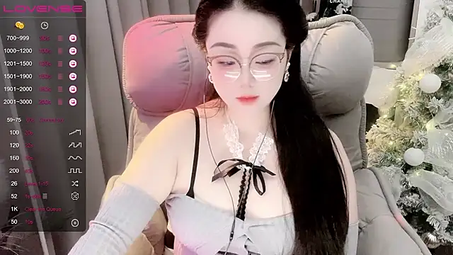 Snapshot of Monica-666888- chatting on 11-30-25, 06:01 Monica-666888- online show from 11-30-25, 06:01