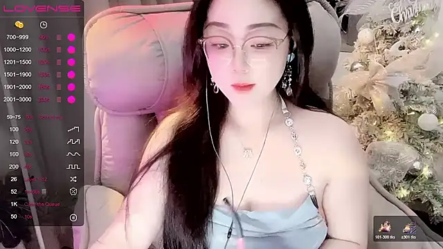 Snapshot of Monica-666888- chatting on 04-23-26, 03:36 Monica-666888- online show from 04-23-26, 03:36