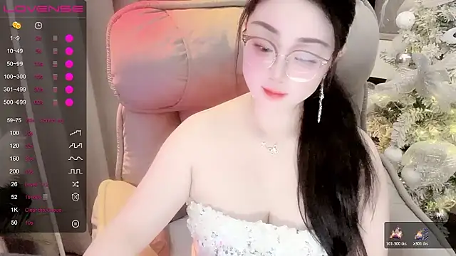 Snapshot of Monica-666888- chatting on 05-20-26, 06:52 Monica-666888- online show from 05-20-26, 06:52