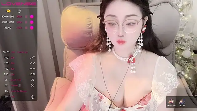 Snapshot of Monica-666888- chatting on 06-03-26, 04:12 Monica-666888- online show from 06-03-26, 04:12