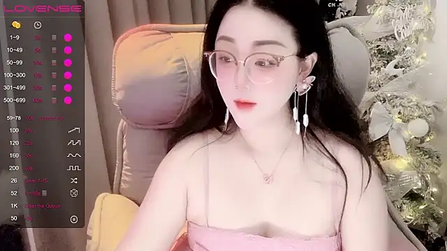 Snapshot of Monica-666888- chatting on 06-05-26, 04:02 Monica-666888- online show from 06-05-26, 04:02