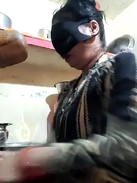 Snapshot of Pyaar_Ki_Pooja chatting on 11-28-25, 04:37 Pyaar Ki Pooja online show from 11-28-25, 04:37