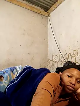 Snapshot of 09slambitch chatting on 11-17-25, 07:36 09slambitch online show from 11-17-25, 07:36