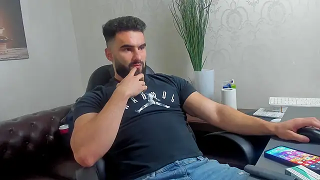 MicahLane online show from 10-25-25, 04:31