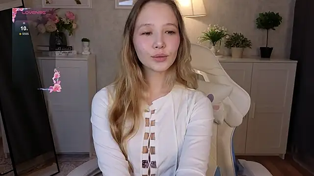 Snapshot of insaneinsomnia chatting on 11-01-25, 09:11 insaneinsomnia online show from 11-01-25, 09:11