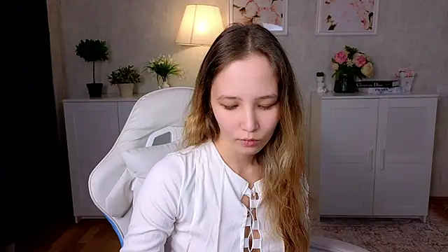 Snapshot of insaneinsomnia chatting on 11-14-25, 09:19 insaneinsomnia online show from 11-14-25, 09:19