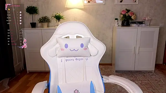 Snapshot of insaneinsomnia chatting on 11-17-25, 09:26 insaneinsomnia online show from 11-17-25, 09:26